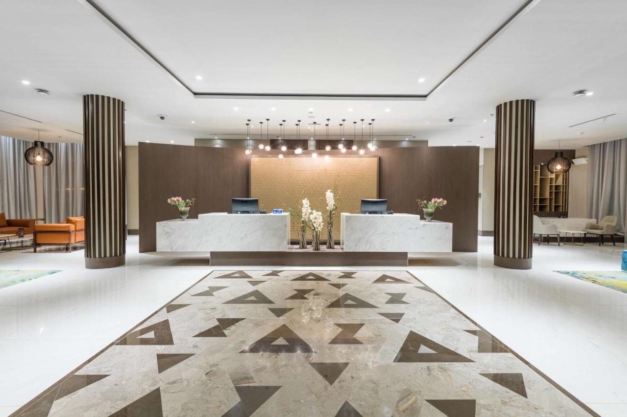 Radisson Blu Hotel, Jeddah Corniche Exteriér fotografie Lobby