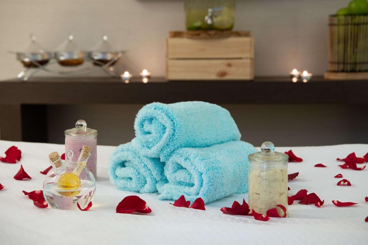 Radisson Blu Hotel, Jeddah Corniche Exteriér fotografie Spa treatment